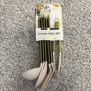 Gold and Cream Nylon Kitchen Tool Set